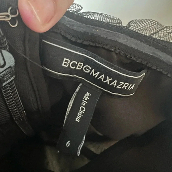 BCBGMAXAZRIA Women’s  Oly Tiered Ruffle Tulle Black Evening Gown in size 6 - Picture 8 of 8